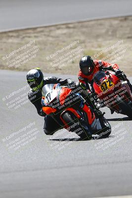 media/Sep-06-2025-CRA (Sat) [[cd32356307]]/Races/Race 2/
